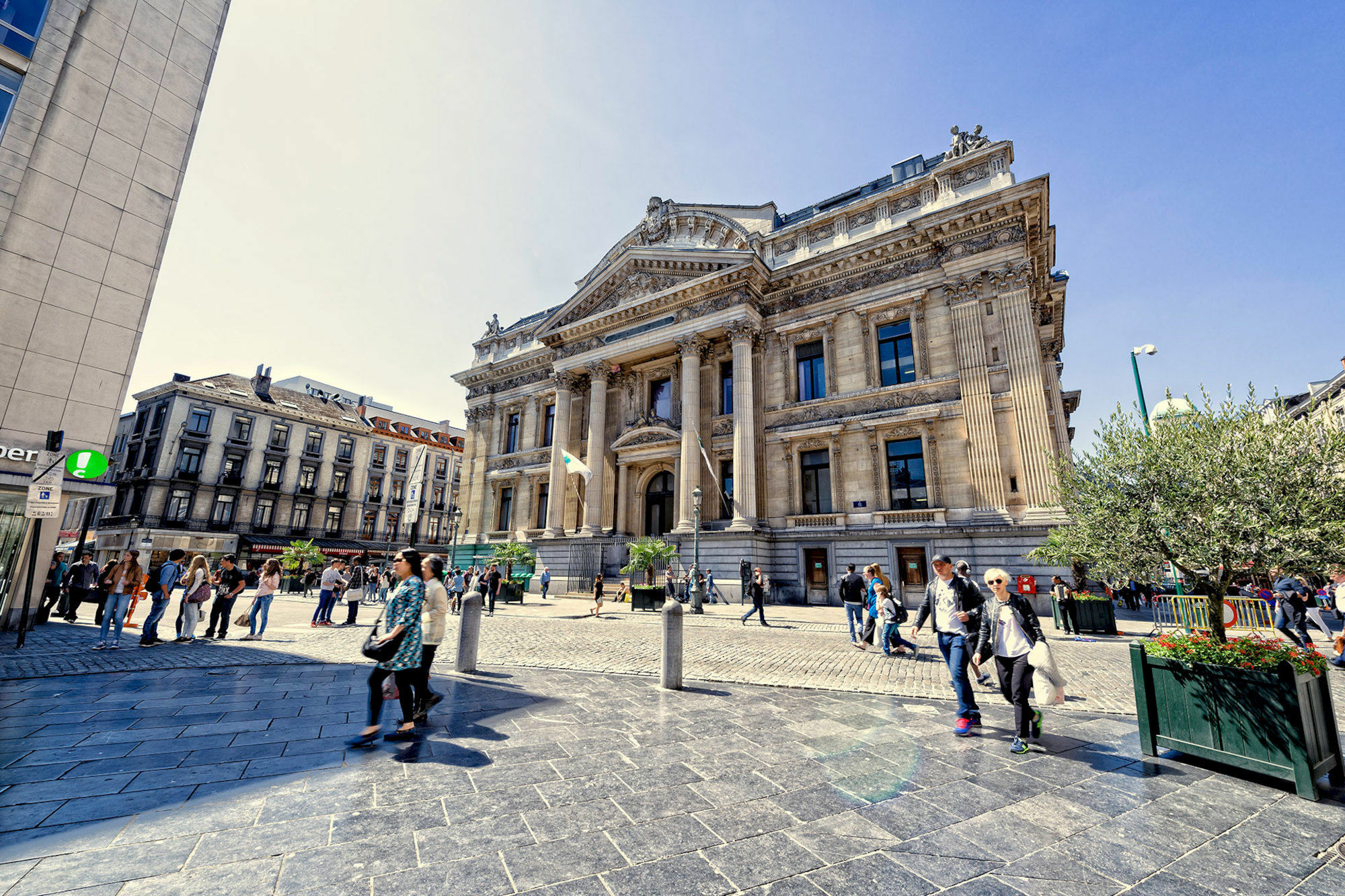 Appart hôtel Charles - Grand Place 4*